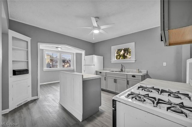 2407 Mira Court, Cleveland, OH 44109