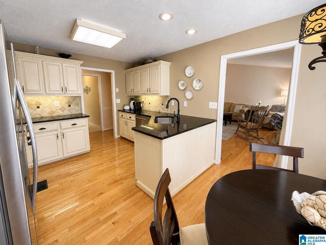 405 HUNTER LANE SW, Jacksonville, AL 36265