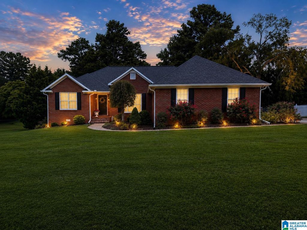405 HUNTER LANE SW, Jacksonville, AL 36265