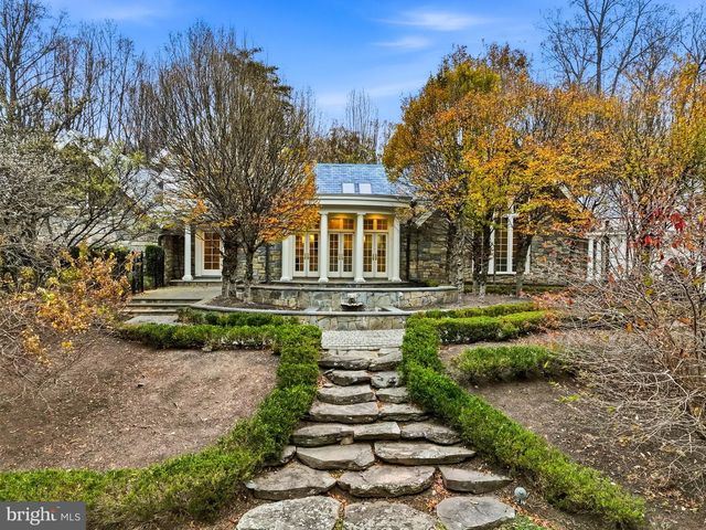 9324 GEORGETOWN PIKE, Great Falls, VA 22066