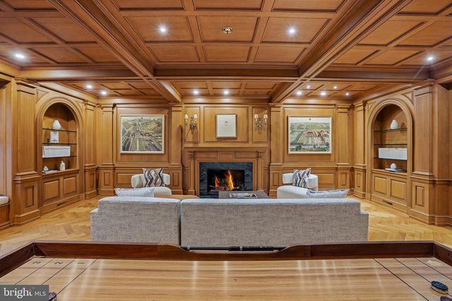 9324 GEORGETOWN PIKE, Great Falls, VA 22066