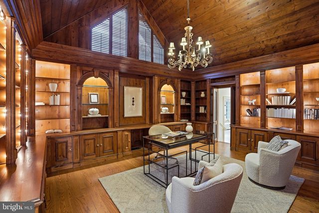 9324 GEORGETOWN PIKE, Great Falls, VA 22066