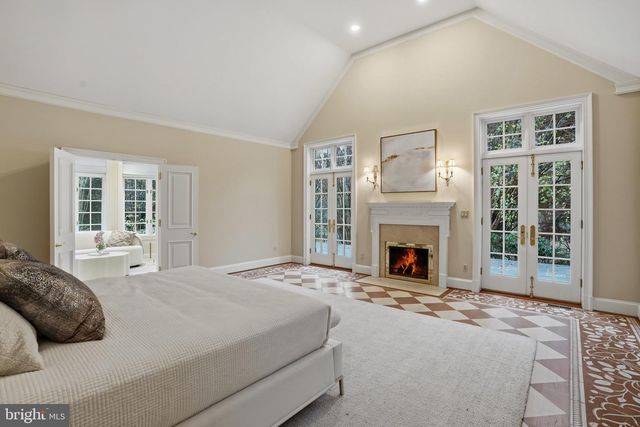 9324 GEORGETOWN PIKE, Great Falls, VA 22066