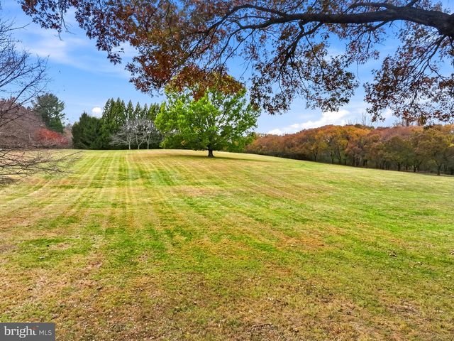 9324 GEORGETOWN PIKE, Great Falls, VA 22066