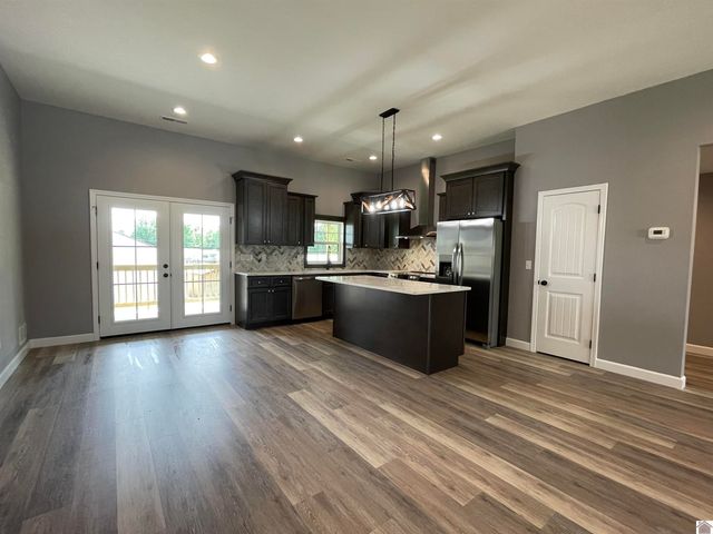 1360 Eagle Ln, Mayfield, KY 42066