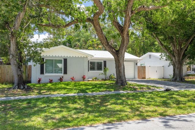 1819 WEST DRIVE, Clearwater, FL 33755