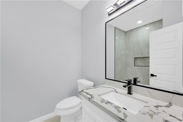 912 Bella Avenue, Alamo, TX 78516