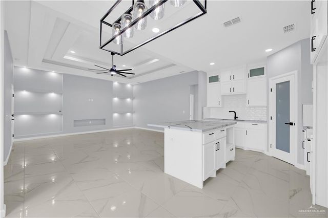 912 Bella Avenue, Alamo, TX 78516