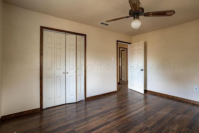 6761 County Rd 11, Shamrock, TX 79079