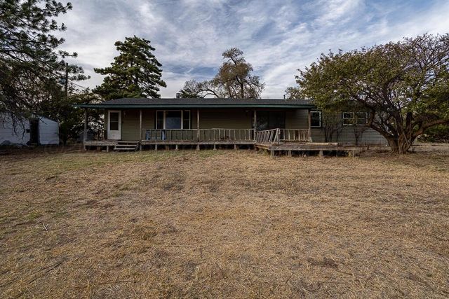 6761 County Rd 11, Shamrock, TX 79079