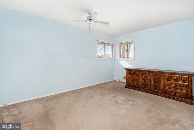 77 GARY DR, Hamilton, NJ 08690