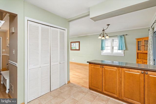 77 GARY DR, Hamilton, NJ 08690