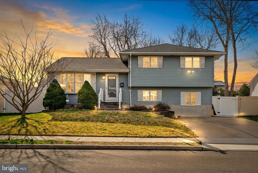 77 GARY DR, Hamilton, NJ 08690