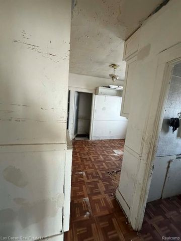 11881 Saint Patrick Street, Detroit, MI 48205