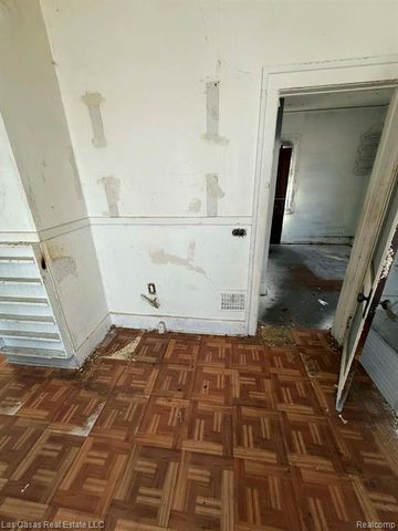 11881 Saint Patrick Street, Detroit, MI 48205