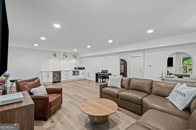 149 Treeline Trail, Holly Springs, GA 30115
