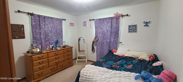 7001 Monty Ln, Louisville, KY 40291