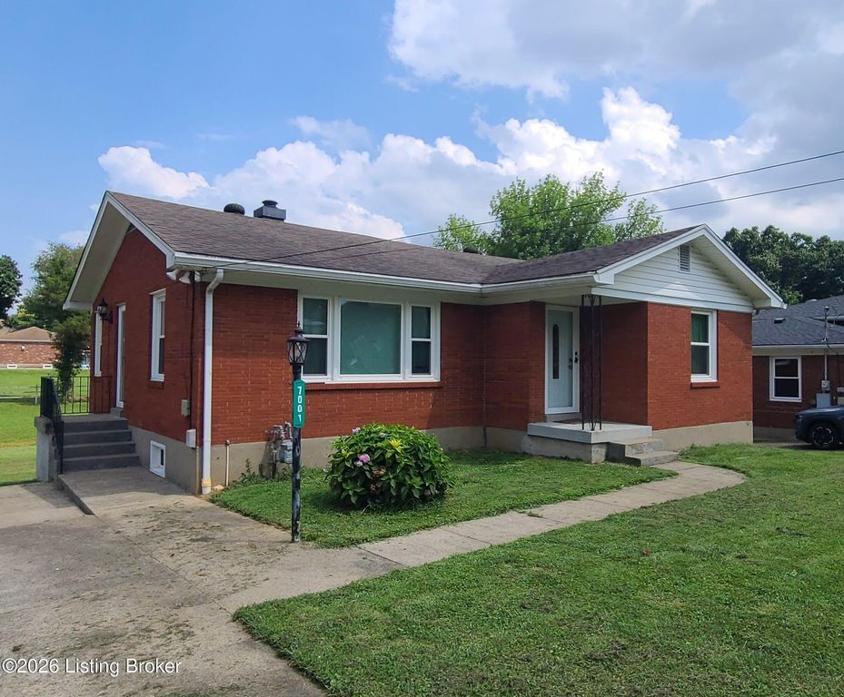 7001 Monty Ln, Louisville, KY 40291