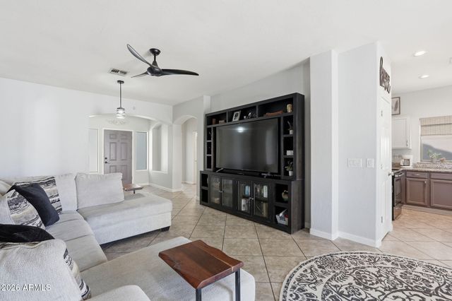 1620 S 80TH Drive, Phoenix, AZ 85043