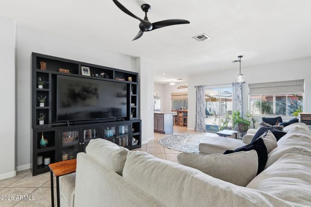 1620 S 80TH Drive, Phoenix, AZ 85043