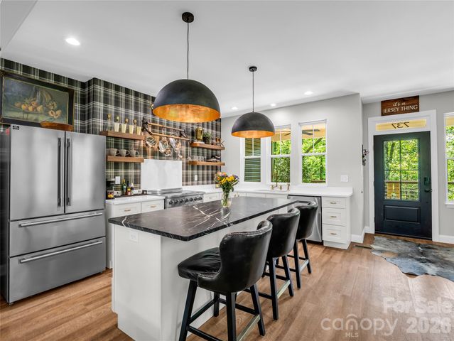 737 Melrose Mountain Road, Tryon, NC 28782