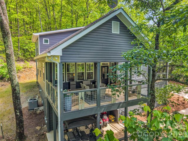 737 Melrose Mountain Road, Tryon, NC 28782