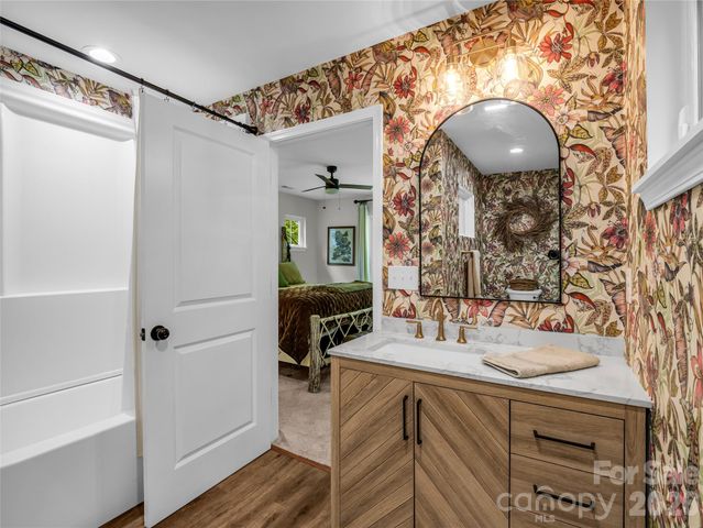 737 Melrose Mountain Road, Tryon, NC 28782