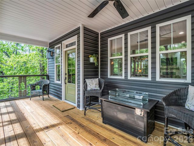 737 Melrose Mountain Road, Tryon, NC 28782
