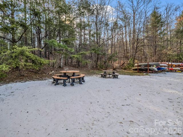 737 Melrose Mountain Road, Tryon, NC 28782