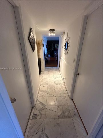 800 NE 195th St 409, Miami, FL 33179