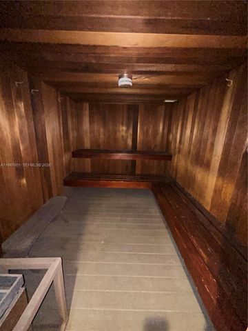 800 NE 195th St 409, Miami, FL 33179