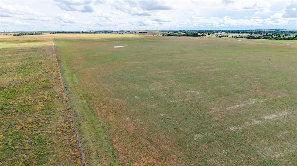 Image 5 of property listing at S I-40 Frontage Road, Weatherford, OK 73096