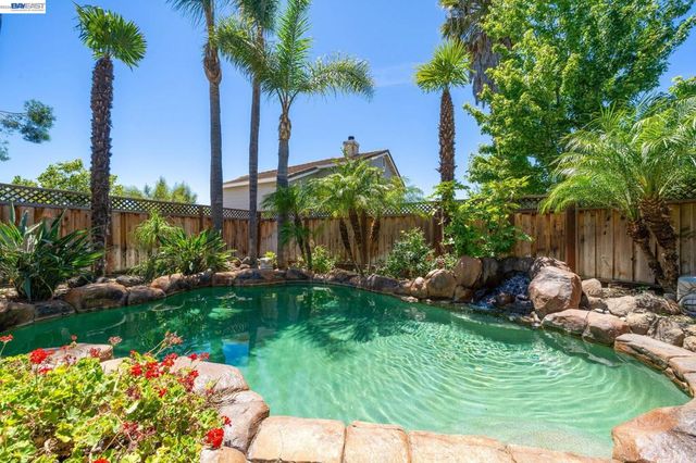 1274 Echo Summit St, Livermore, CA 94551