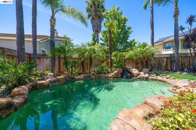 1274 Echo Summit St, Livermore, CA 94551