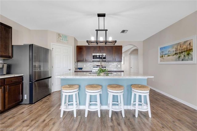 3447 Manati CT, Cape Coral, FL 33909