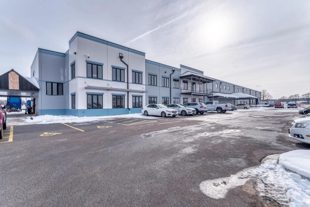 1 Paarlberg Road, Glenwood, IL 60425