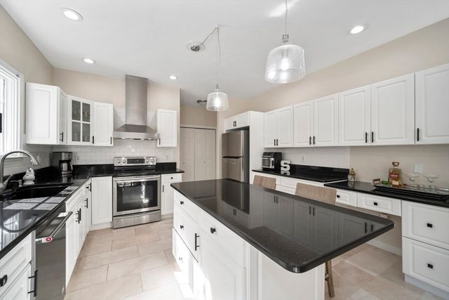 7 Muir Way, Marlborough, MA 01752
