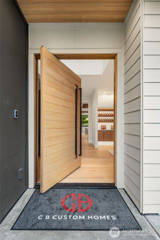 16408 NE 10th Place, Bellevue, WA 98008