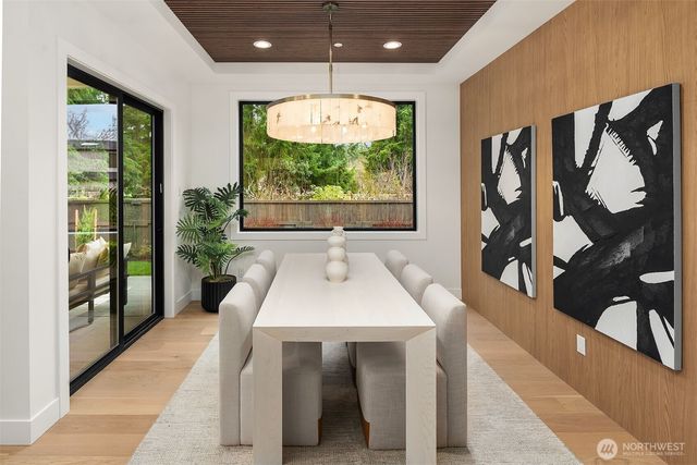 16408 NE 10th Place, Bellevue, WA 98008