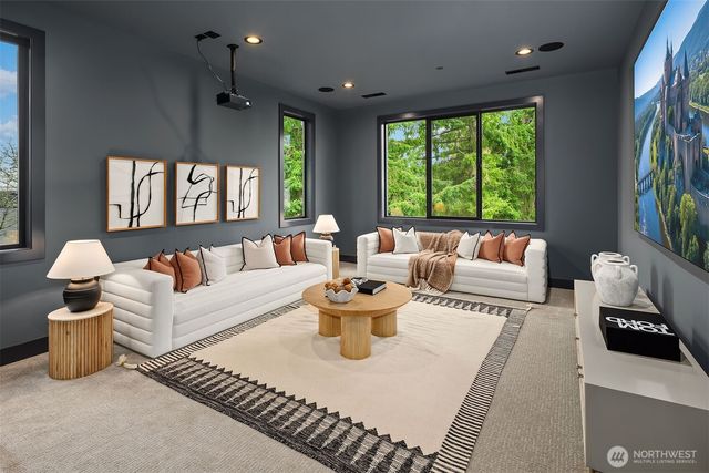 16408 NE 10th Place, Bellevue, WA 98008