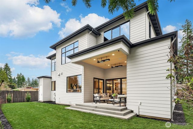 16408 NE 10th Place, Bellevue, WA 98008