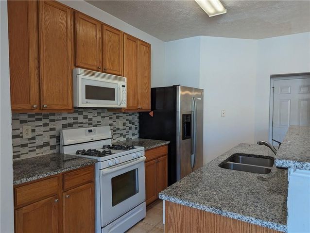 158 Haven Oak Way, Lawrenceville, GA 30044