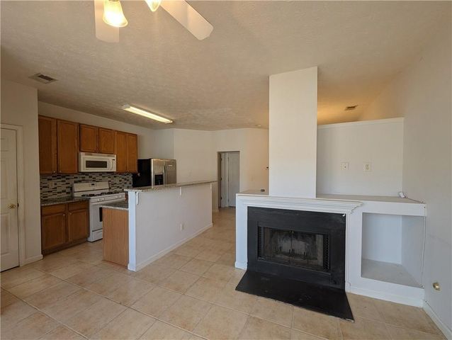 158 Haven Oak Way, Lawrenceville, GA 30044