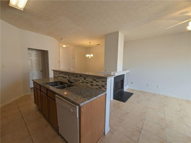 158 Haven Oak Way, Lawrenceville, GA 30044