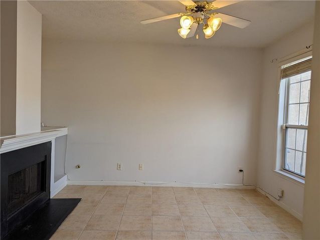 158 Haven Oak Way, Lawrenceville, GA 30044