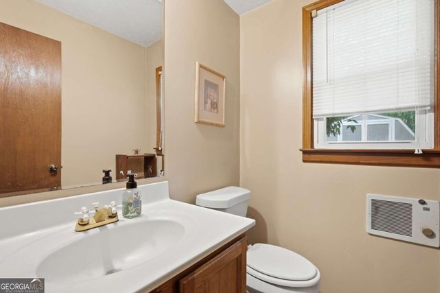 2488 Forestdale Drive, Dacula, GA 30019