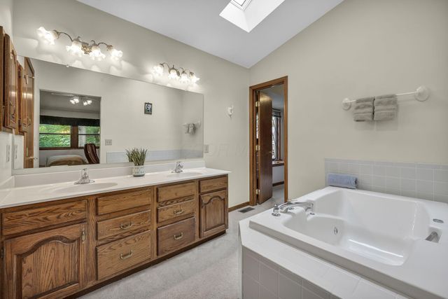 1108 Black Gold Place, Columbus, OH 43230