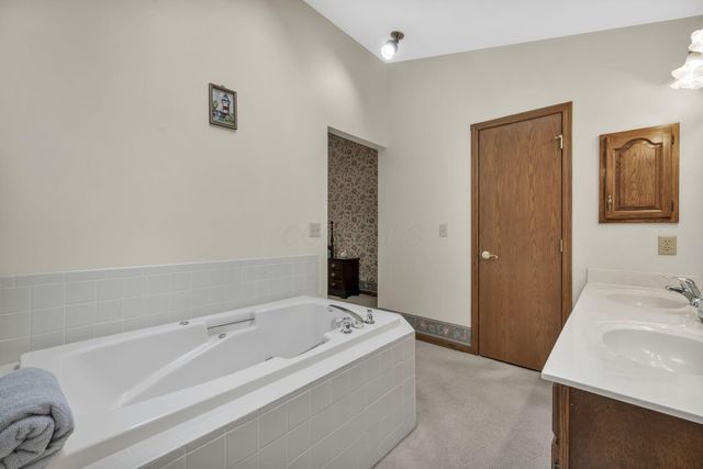 1108 Black Gold Place, Columbus, OH 43230