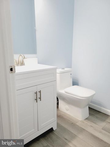 17 COLUMBIA, Vineland, NJ 08360