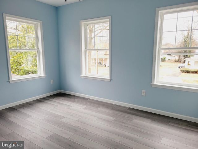 17 COLUMBIA, Vineland, NJ 08360